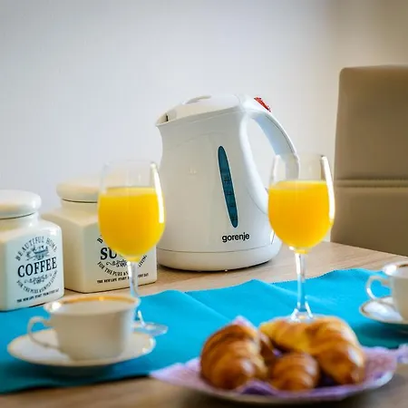 아파트 None And Nono *