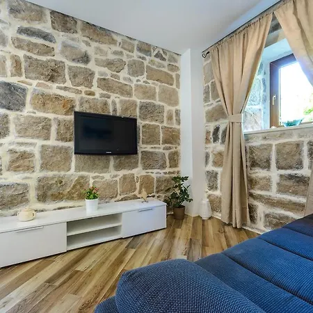 Apartment None And Nono Cavtat