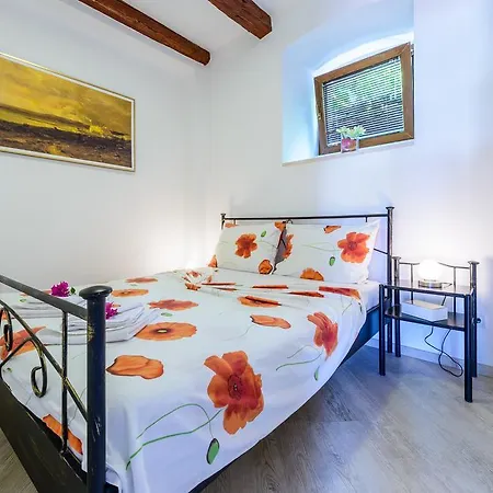 Apartment None And Nono *