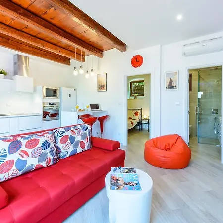 Apartment None And Nono *